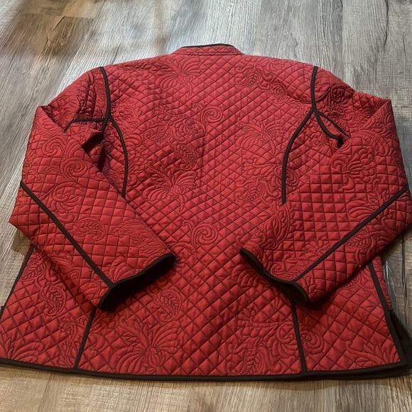 Chico's size 1 Quilted Jacket coat Red with Black Piping open face elegant - Picture 7 of 7